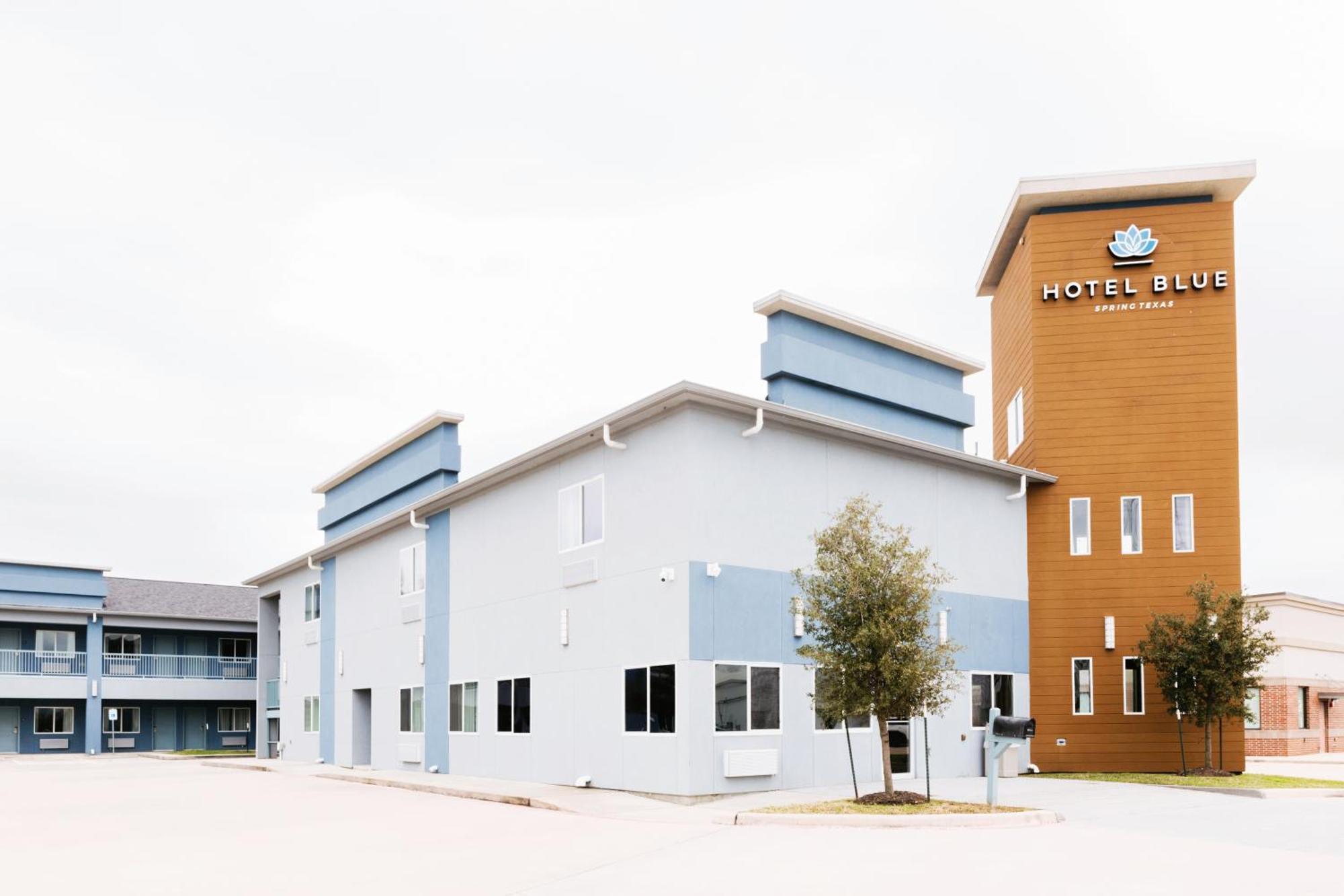 Hotel Blue Spring Exterior photo